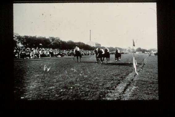 Hatzfeld Reformm�hle mit Pferderennen