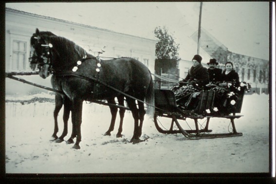 Hatzfeld Schlittenfahrt1