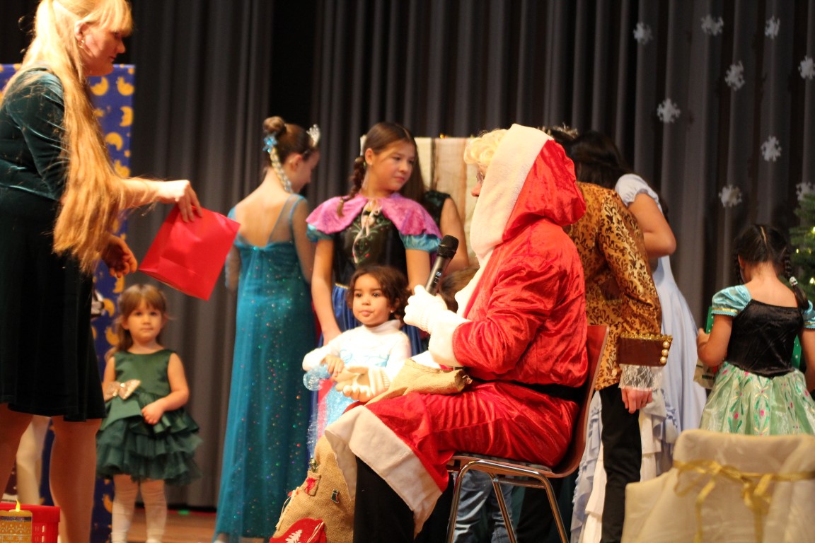 10_12_23 Weihnachtsfeier_KV_RA (71)