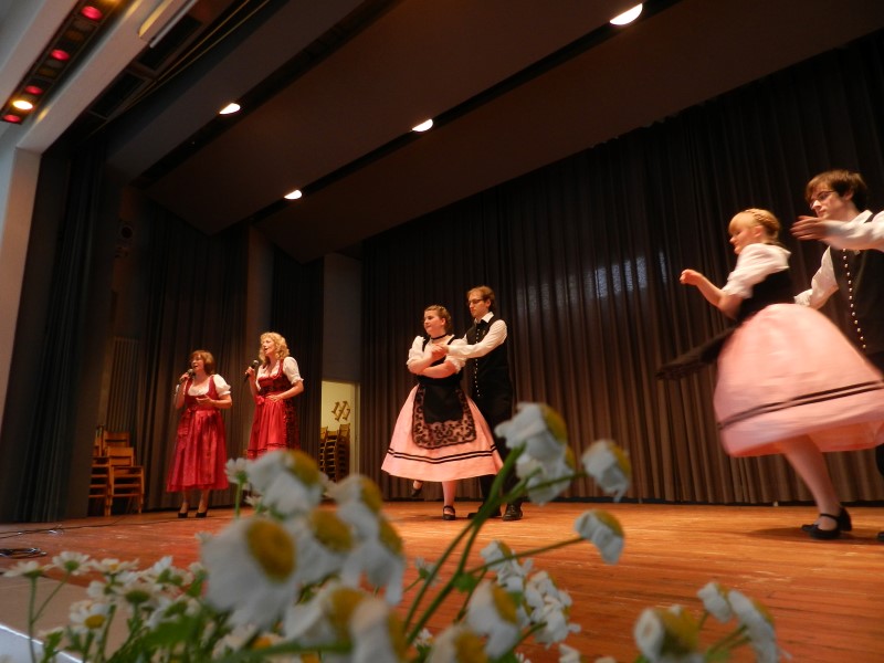 19_09_2016 Banater Schwabenkinder bei Gemeindefest (34)