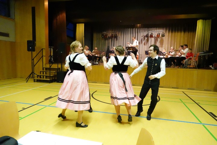 21_09_19 Osterball (70)